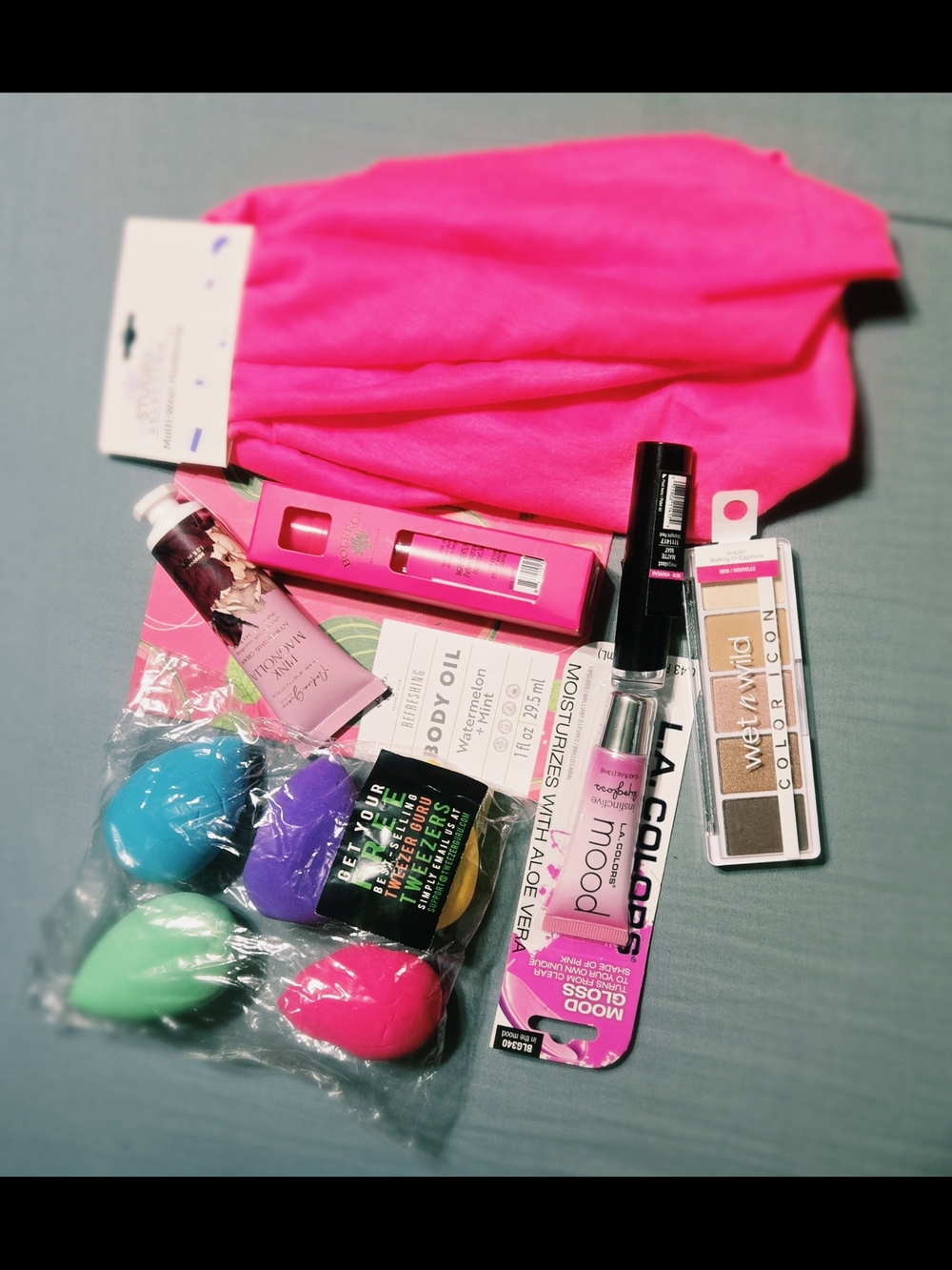 10 Pc Assorted Makeup Bundle